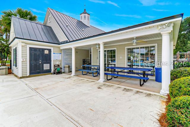 229 University Pkwy, Bluffton, SC 29909