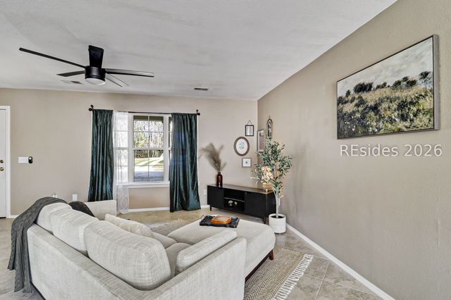 229 University Pkwy, Bluffton, SC 29909