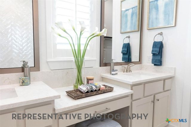 2585 High Ground, San Antonio, TX 78245