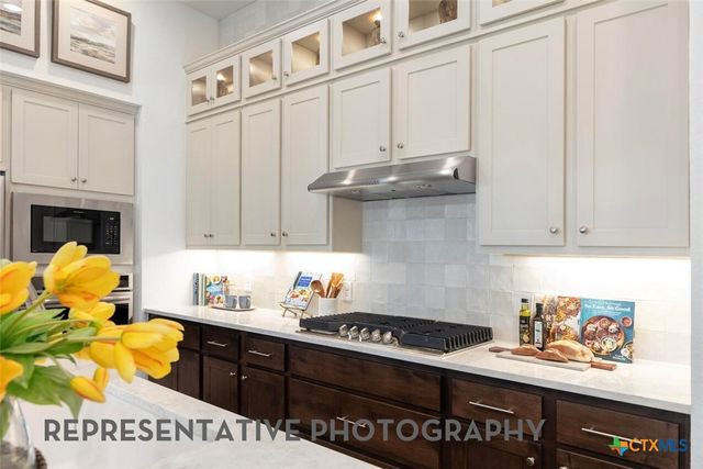 2585 High Ground, San Antonio, TX 78245