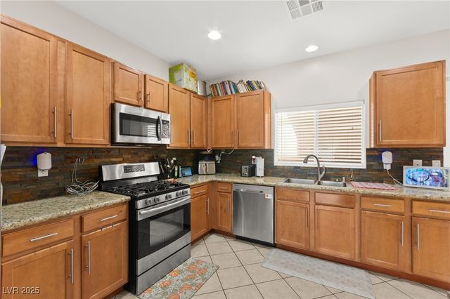 6808 Nickel Mine Avenue, Las Vegas, NV 89122