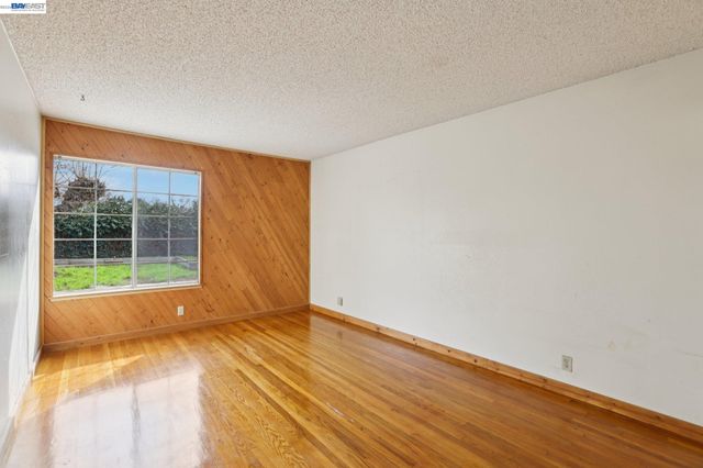 731 Del Norte Dr, Livermore, CA 94551