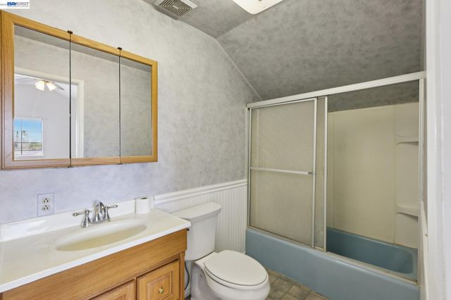 731 Del Norte Dr, Livermore, CA 94551