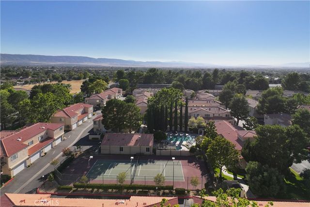 43465 30th W, Lancaster, CA 93536
