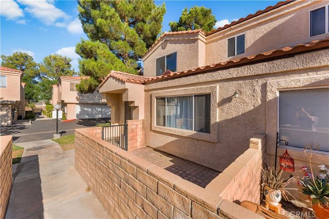 43465 30th W, Lancaster, CA 93536