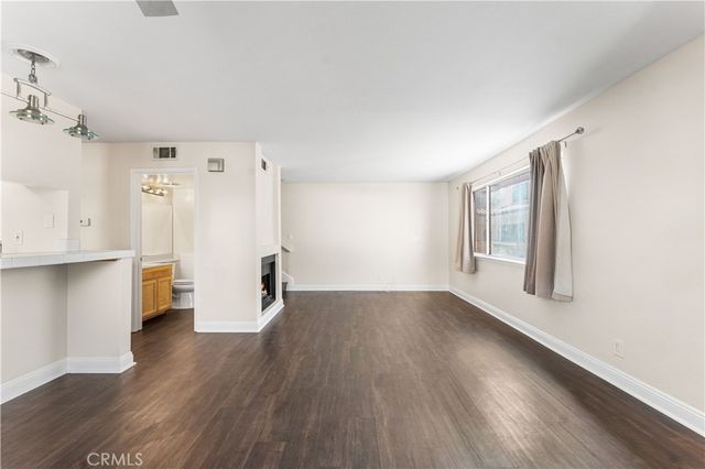 43465 30th W, Lancaster, CA 93536