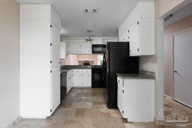 6152 Chablis Ln, Pensacola, FL 32504
