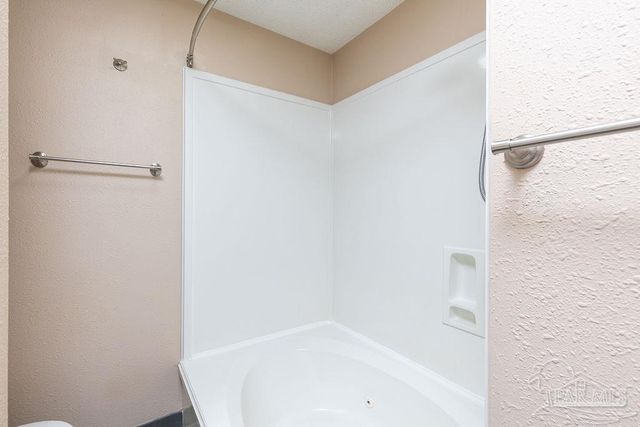 6152 Chablis Ln, Pensacola, FL 32504