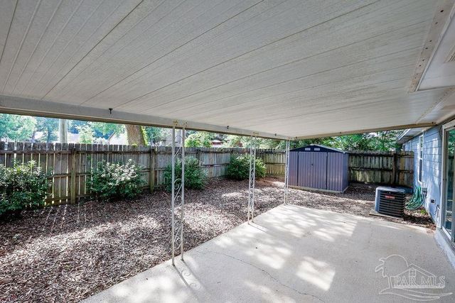 6152 Chablis Ln, Pensacola, FL 32504