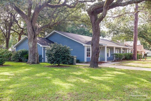 6152 Chablis Ln, Pensacola, FL 32504