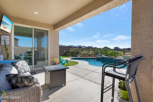 17436 S Nicholas Falls Drive, Vail, AZ 85641