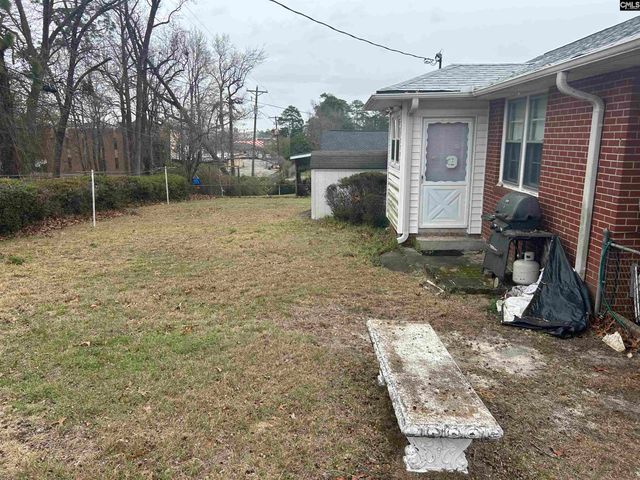 1040 Indigo Avenue, Cayce, SC 29033