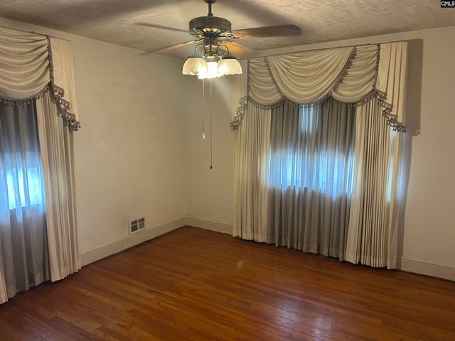 1040 Indigo Avenue, Cayce, SC 29033