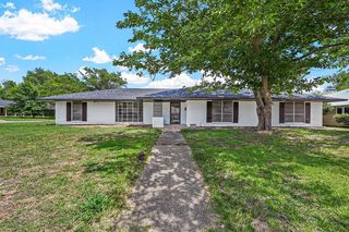 1400 Crescent Drive, Sherman, TX 75092