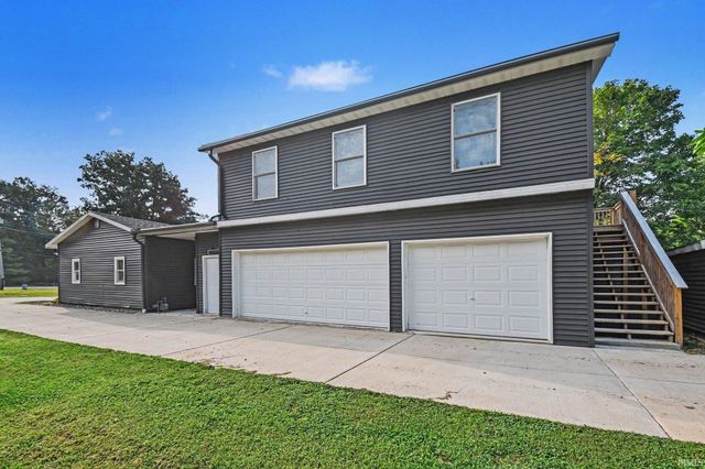 2827 Edwardsburg Avenue, Elkhart, IN 46514