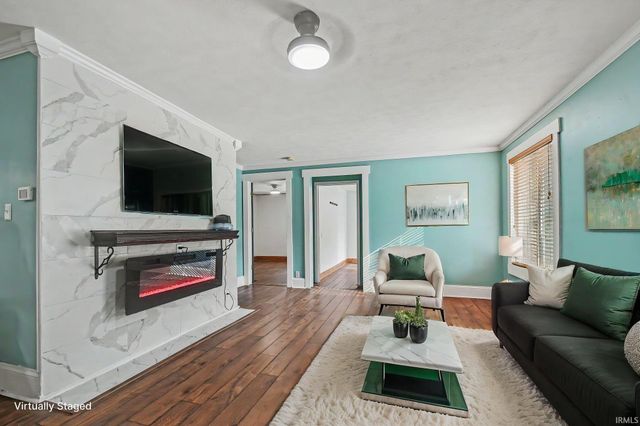 2827 Edwardsburg Avenue, Elkhart, IN 46514