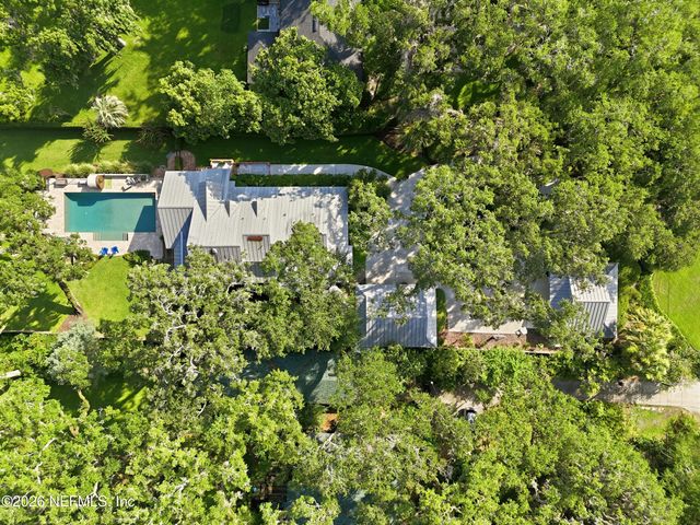 4002 MCGIRTS Boulevard, Jacksonville, FL 32210
