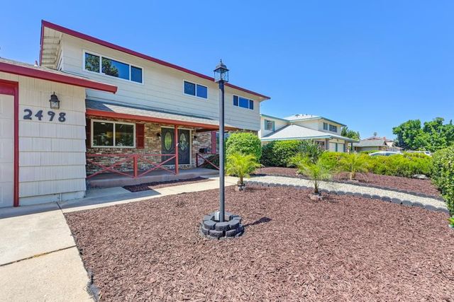 2498 Knightwood Way, Rancho Cordova, CA 95670