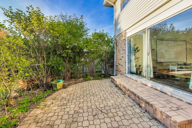 1110 S Plum Tree Lane, Palatine, IL 60067