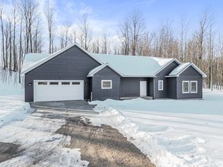 7661 Switchback Trail, Grant Twp, MI 49620