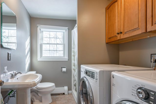 30 Clifton Road, Bedford, NH 03110