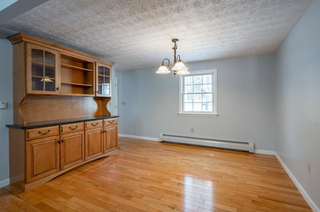 30 Clifton Road, Bedford, NH 03110