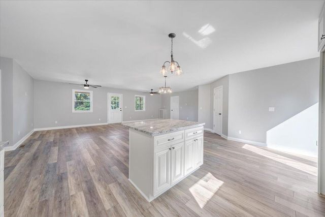 S 1919 Raymond AVE, Covington, VA 24426