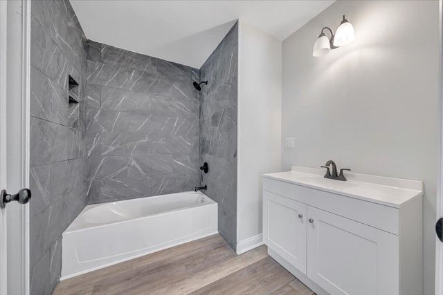 S 1919 Raymond AVE, Covington, VA 24426