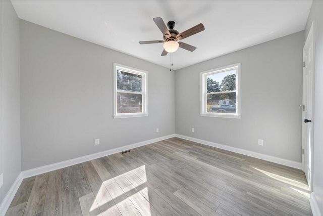 S 1919 Raymond AVE, Covington, VA 24426