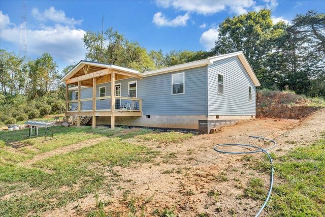 S 1919 Raymond AVE, Covington, VA 24426