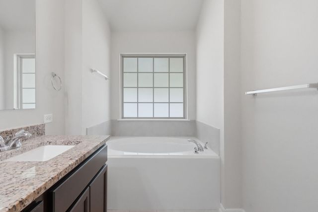 130 Emery Oak Way, Huntsville, TX 77320
