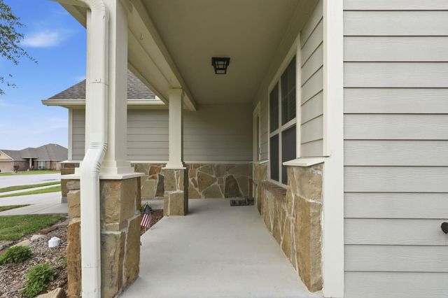 130 Emery Oak Way, Huntsville, TX 77320