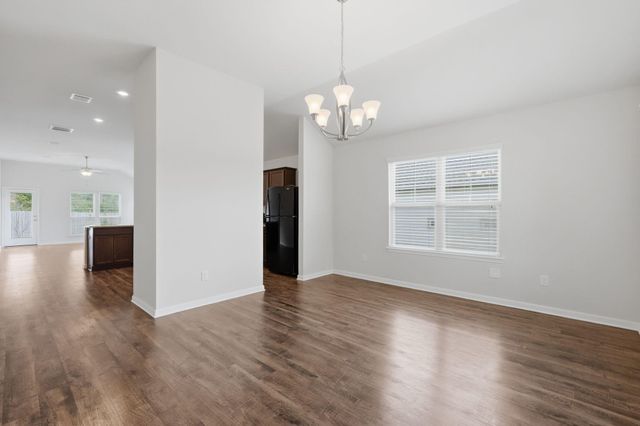 130 Emery Oak Way, Huntsville, TX 77320