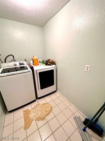 9771 Sunrise Boulevard N12, North Royalton, OH 44133