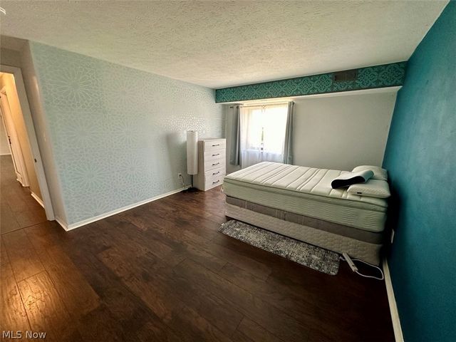 9771 Sunrise Boulevard N12, North Royalton, OH 44133