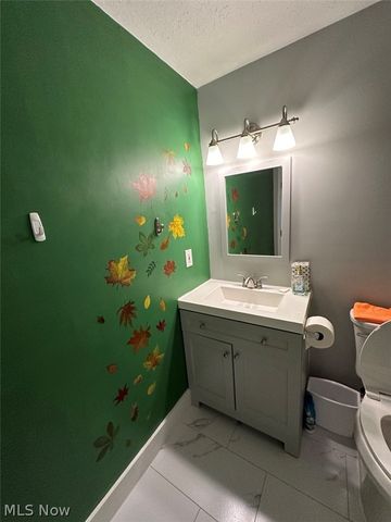 9771 Sunrise Boulevard N12, North Royalton, OH 44133