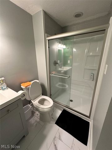 9771 Sunrise Boulevard N12, North Royalton, OH 44133