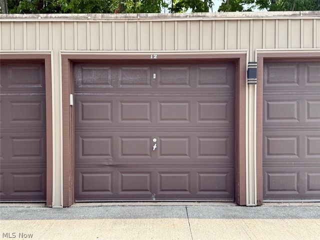 9771 Sunrise Boulevard N12, North Royalton, OH 44133