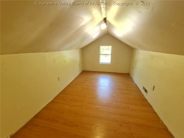 94 Whittington Road, Charleston, WV 25312