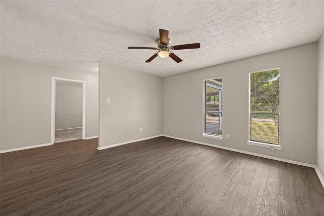 4608 W Jasmine Street, Pearland, TX 77581