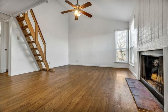 1000 W 26th ST 220, Austin, TX 78705