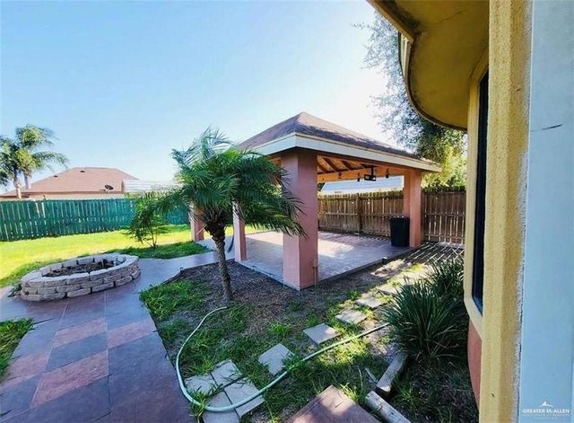 207 Fudge Drive, Alamo, TX 78516