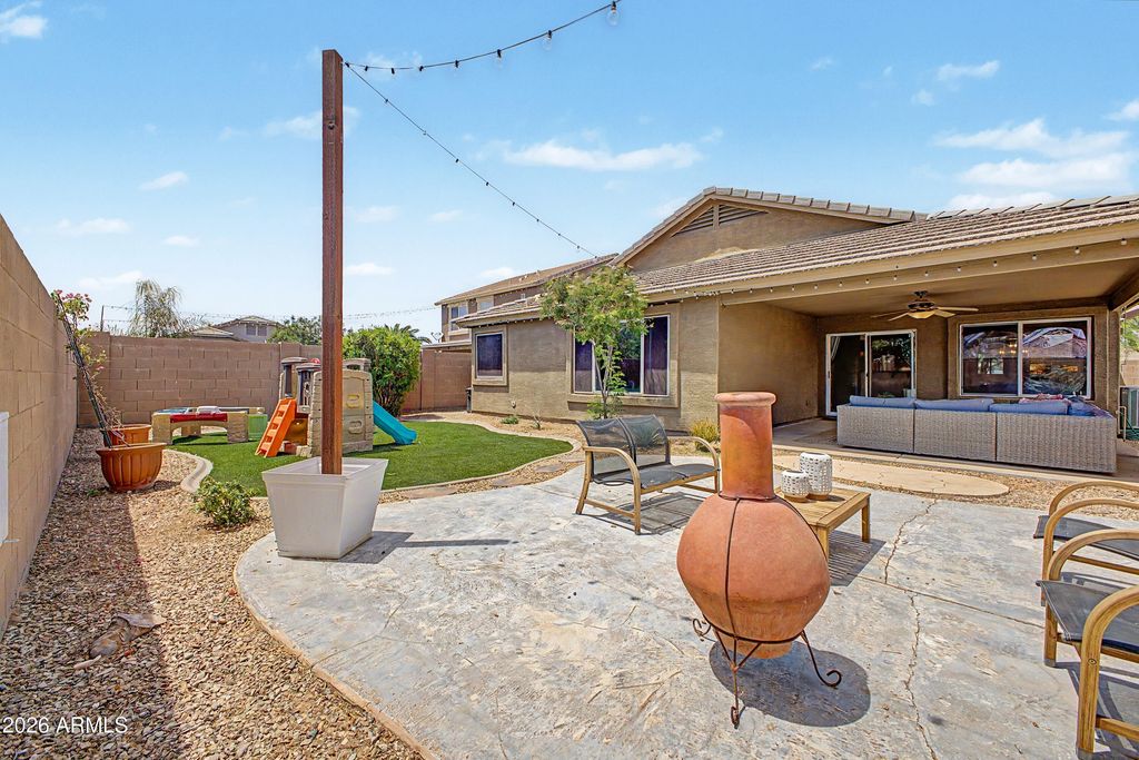 15329 W Jenan Drive, Surprise, AZ 85379