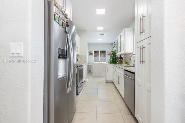 18361 SW 154th Ave 0, Miami, FL 33187