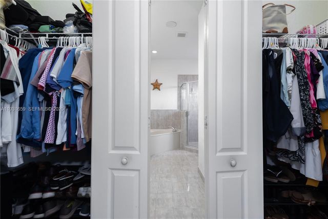 18361 SW 154th Ave 0, Miami, FL 33187