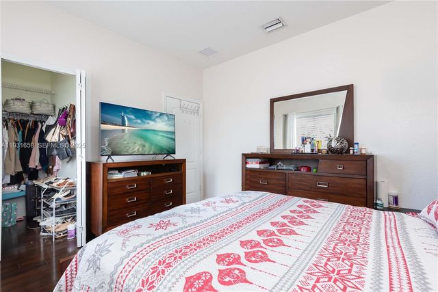 18361 SW 154th Ave 0, Miami, FL 33187