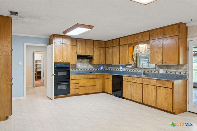 6050 Epperson Road, Temple, TX 76504