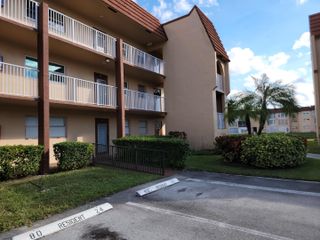 8950 Sunrise Lakes Boulevard 112, Sunrise, FL 33322
