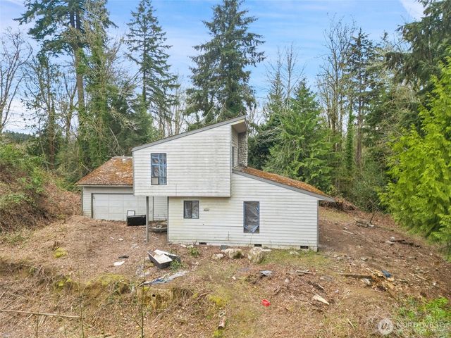 215 Caseco Lane, Port Orchard, WA 98366