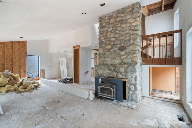 215 Caseco Lane, Port Orchard, WA 98366